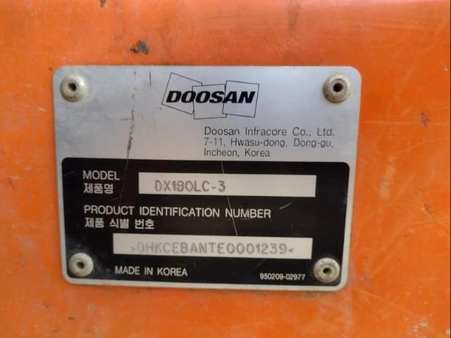 Image of  Doosan DX180LC-3 equipment image 4