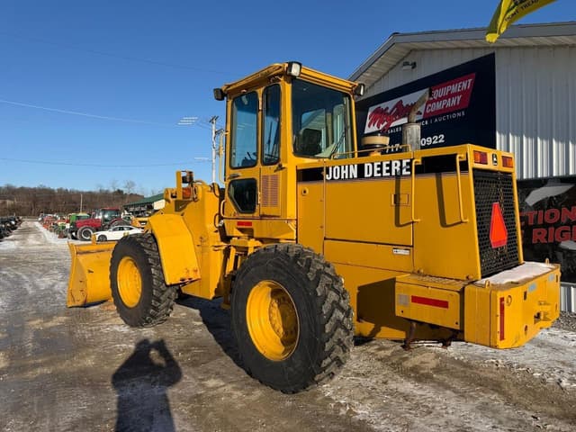 Image of John Deere 544E equipment image 2