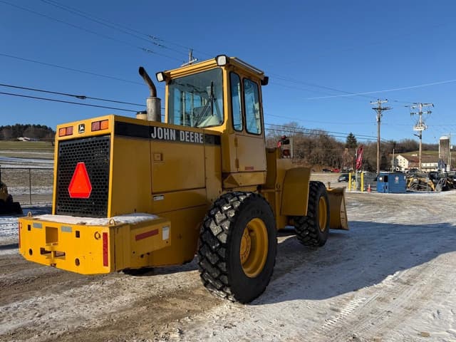 Image of John Deere 544E equipment image 4
