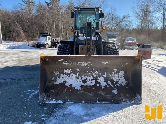 Image of John Deere 544J equipment image 1