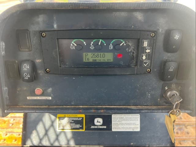 Image of John Deere 550J LT equipment image 3