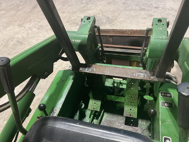 Image of John Deere 60 equipment image 4
