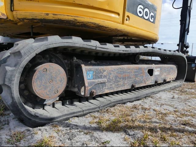 Image of John Deere 60G equipment image 4