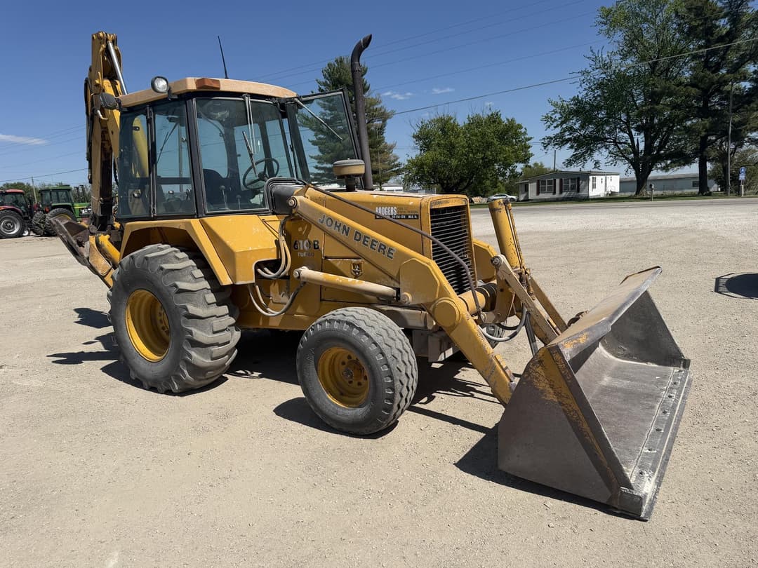 Image of John Deere 610B Primary image