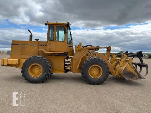 Image of John Deere 624E equipment image 3