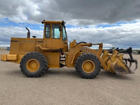 Image of John Deere 624E equipment image 3
