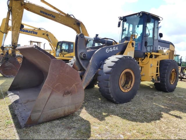 Image of John Deere 644K equipment image 1