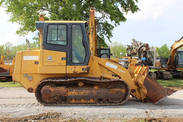 Image of John Deere 655C equipment image 1