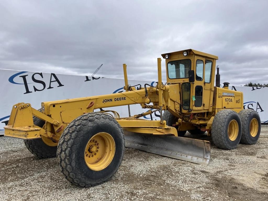 Image of John Deere 670A Primary image