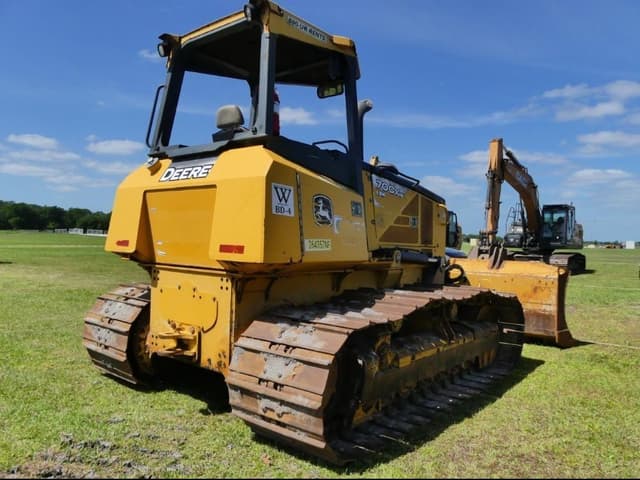 Image of John Deere 700K LGP equipment image 2