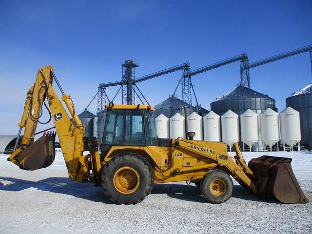 Image of John Deere 710B equipment image 2