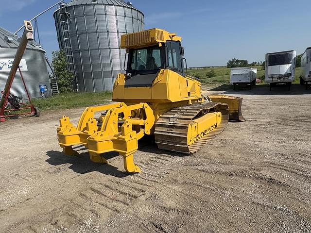 Image of John Deere 750J LGP equipment image 4