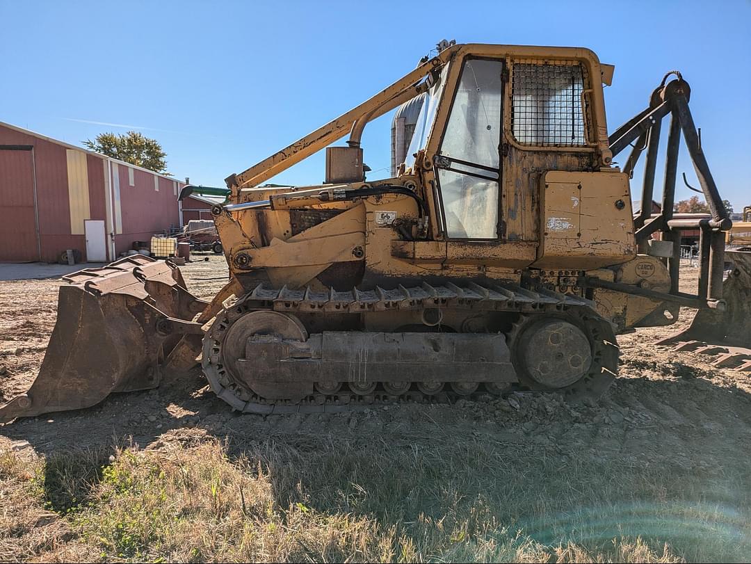 Image of John Deere 755B Primary image