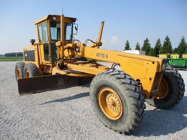 Image of John Deere 770A equipment image 1