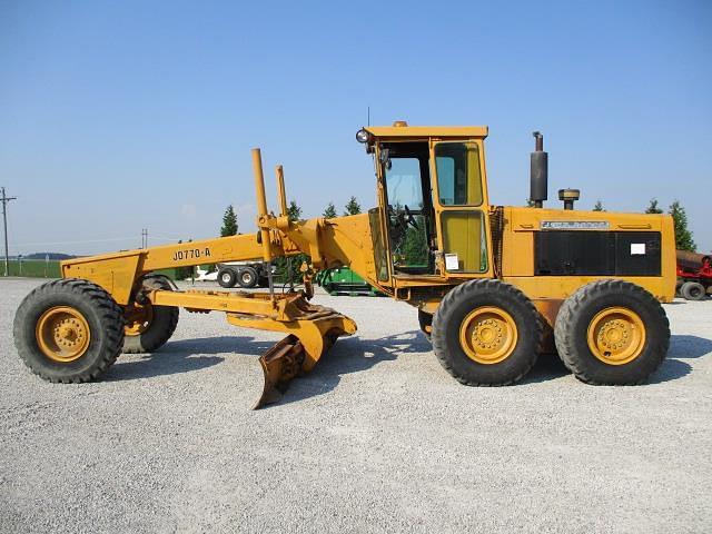 Image of John Deere 770A equipment image 2