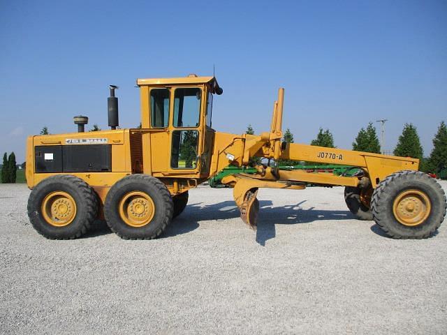 Image of John Deere 770A equipment image 3