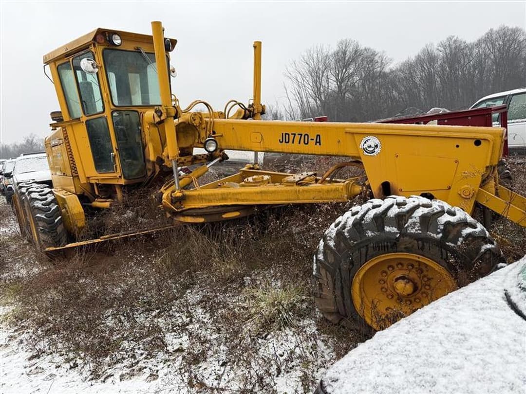 Image of John Deere 770A Primary image