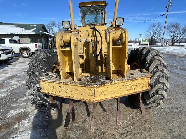 Image of John Deere 770B equipment image 2