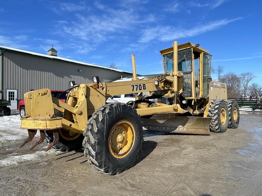 Image of John Deere 770B Primary image