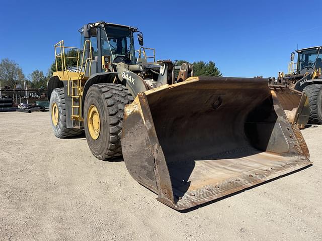 Image of John Deere 844K equipment image 1