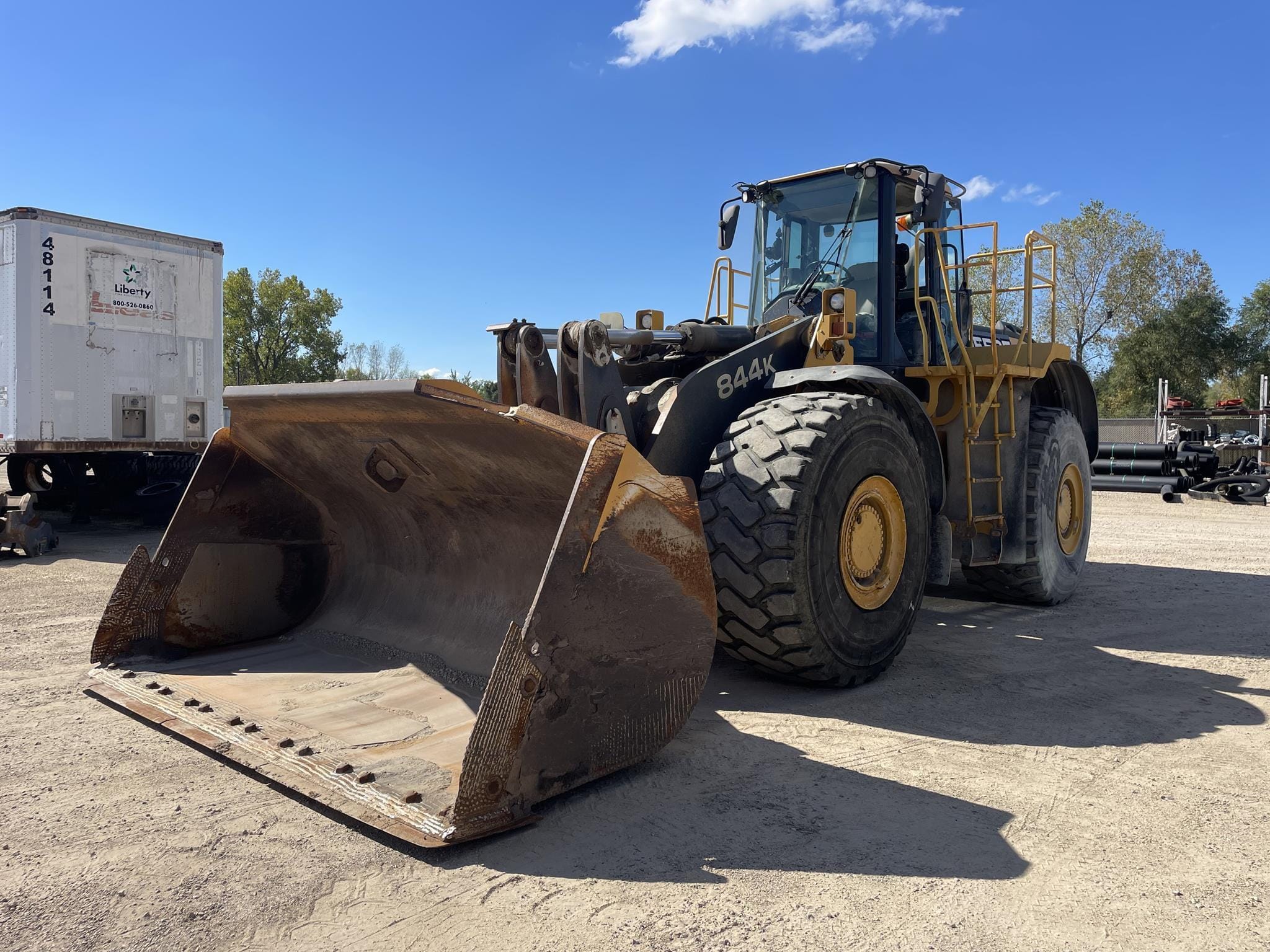 Main image John Deere 844K