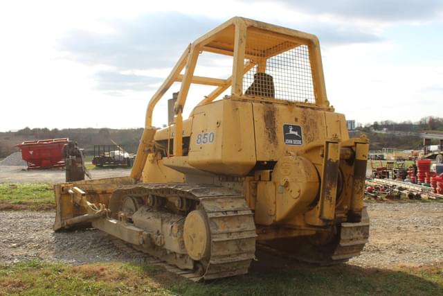 Image of John Deere 850 equipment image 2