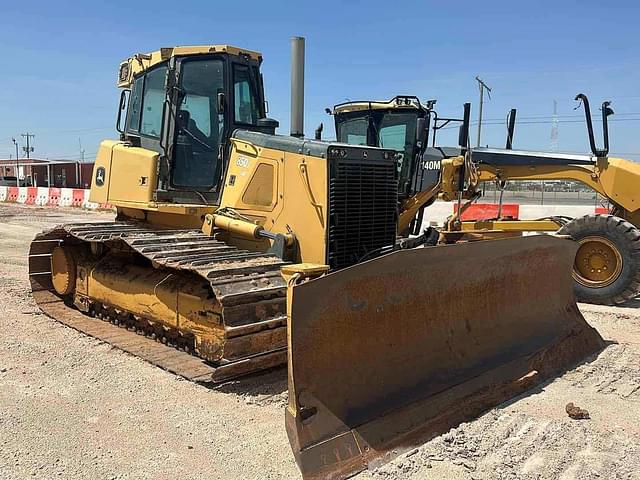 Image of John Deere 850J LGP equipment image 2