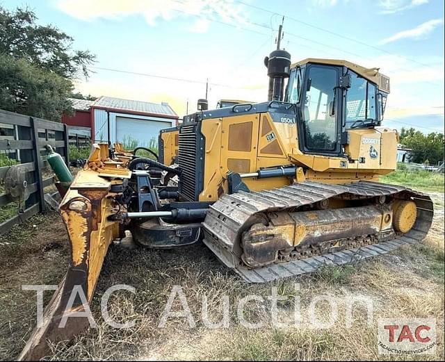 Image of John Deere 850K LGP equipment image 2