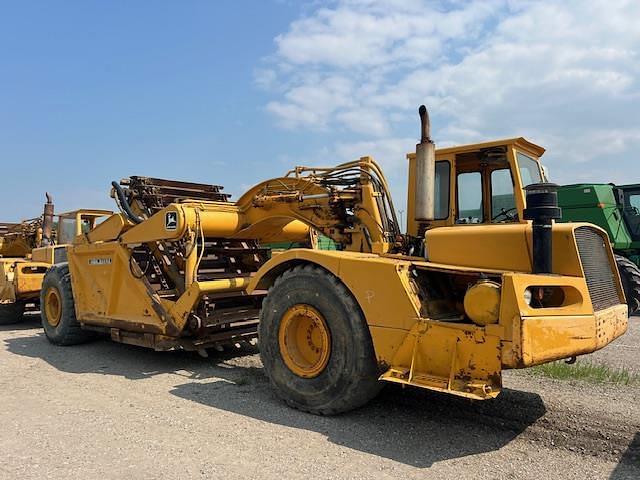 Image of John Deere 860A equipment image 1
