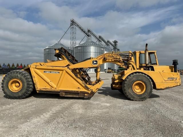 Image of John Deere 860A equipment image 3