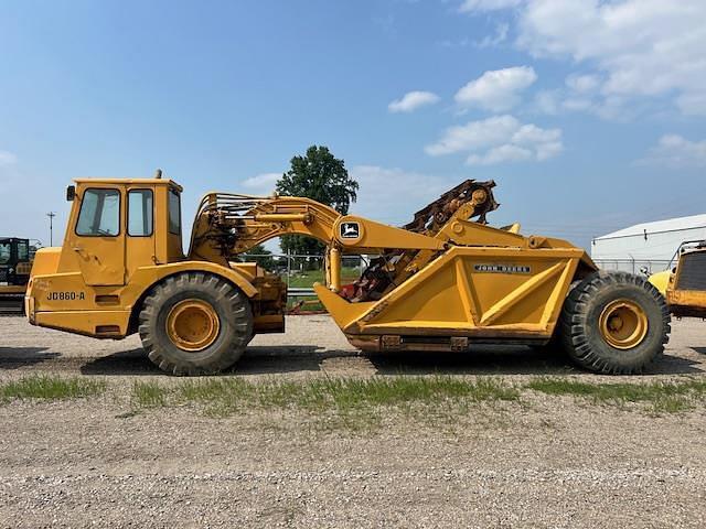 Image of John Deere 860A equipment image 2