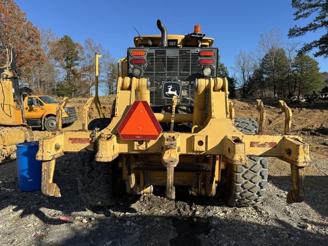 Image of John Deere 872GP equipment image 3