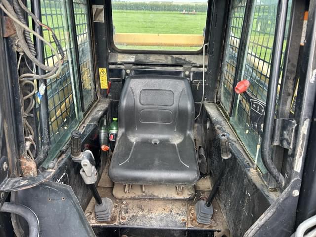 Image of John Deere 8875 equipment image 4
