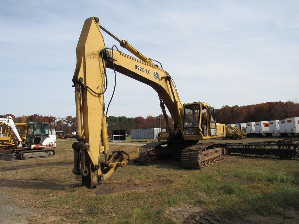 Image of John Deere 892D LC Primary image