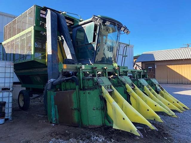 Image of John Deere 9965 equipment image 2