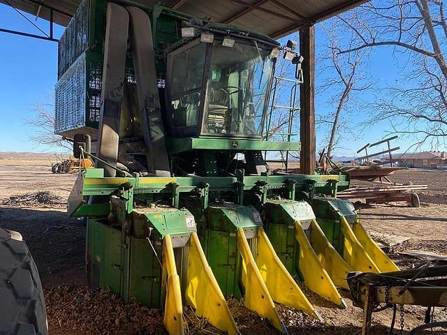 Image of John Deere 9970 equipment image 4