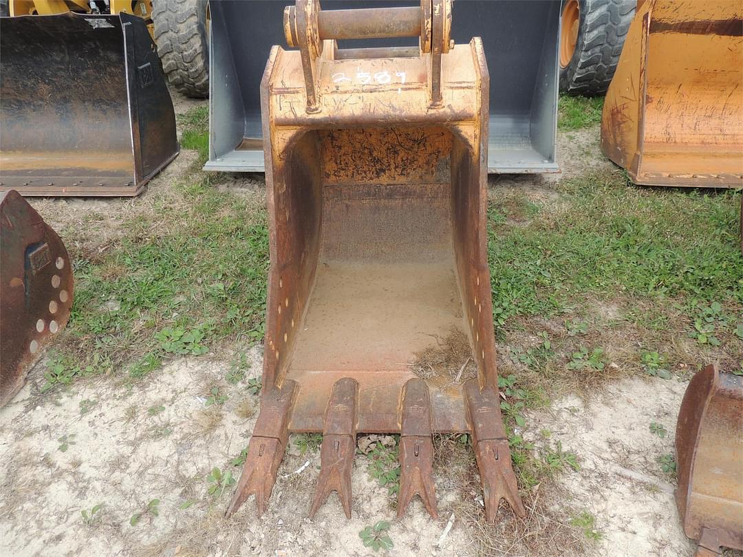 Image of John Deere Excavator Bucket Primary image