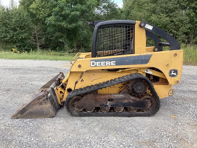 Image of John Deere CT322 equipment image 1