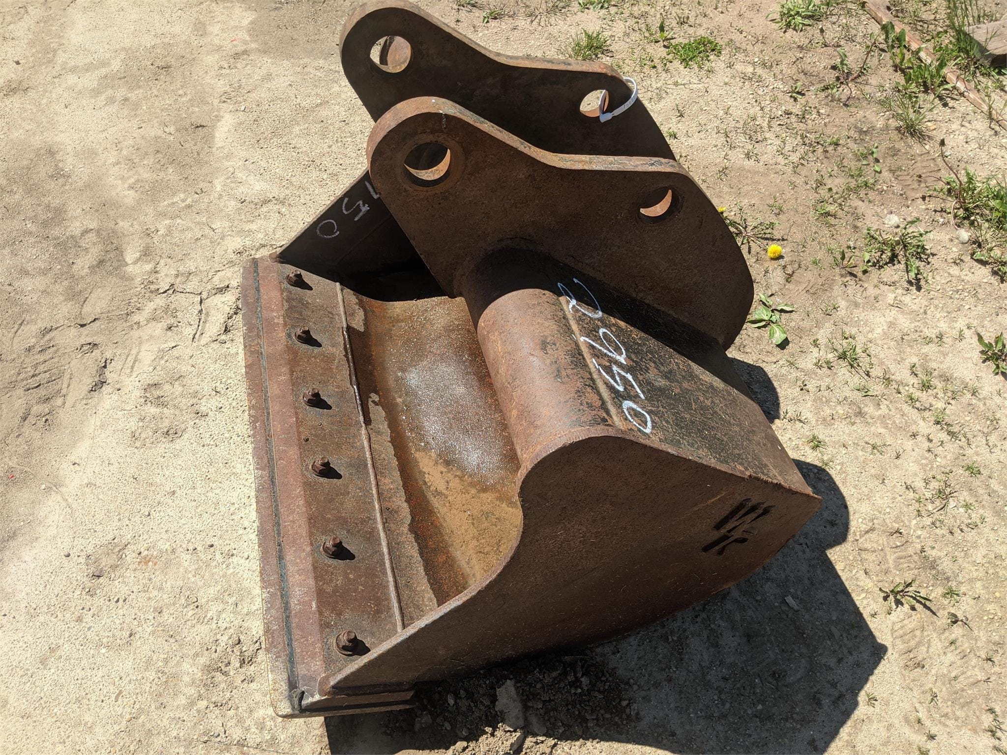 Main image John Deere Bucket