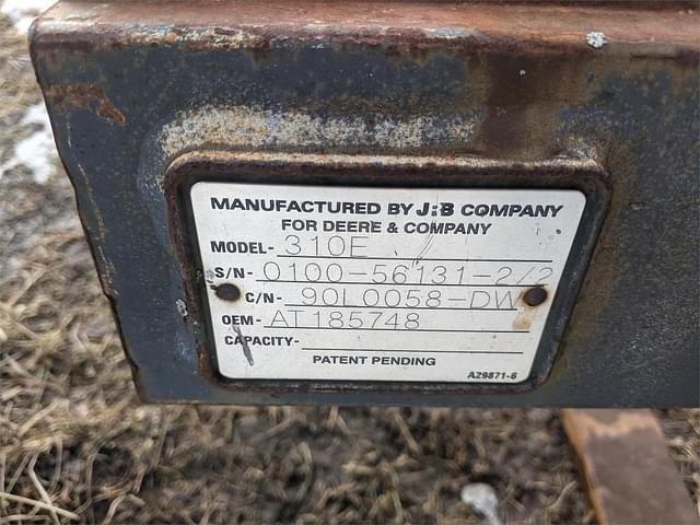 Image of John Deere Pallet Forks equipment image 4