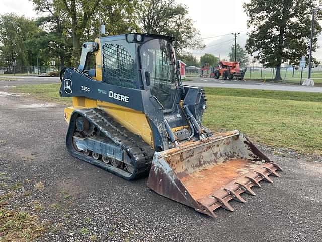 Image of John Deere 325G equipment image 2