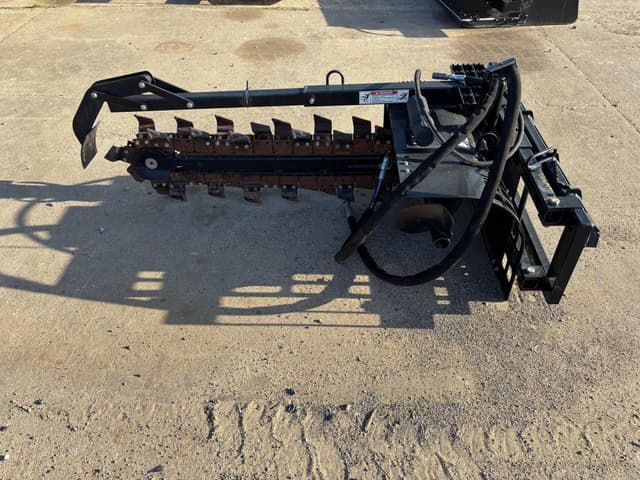 Image of John Deere Worksite Pro TR48B equipment image 2