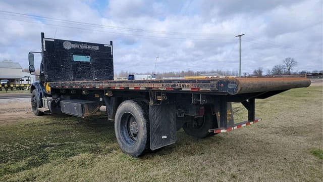 Image of Freightliner M2 equipment image 2