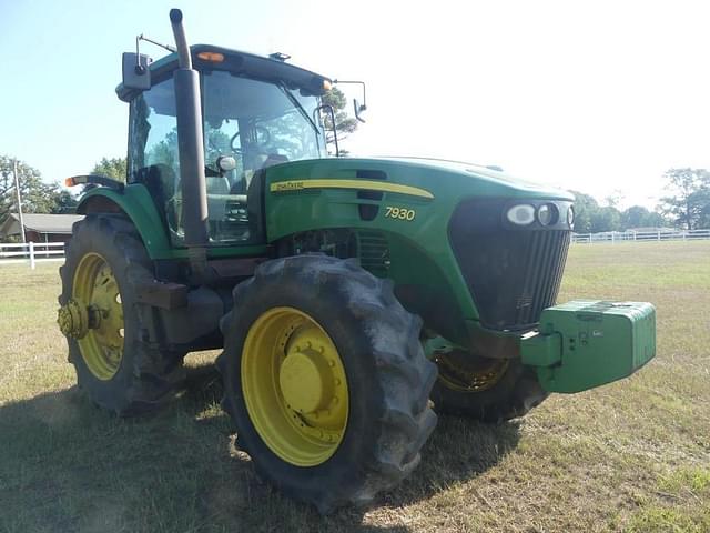 Image of John Deere 7930 equipment image 1