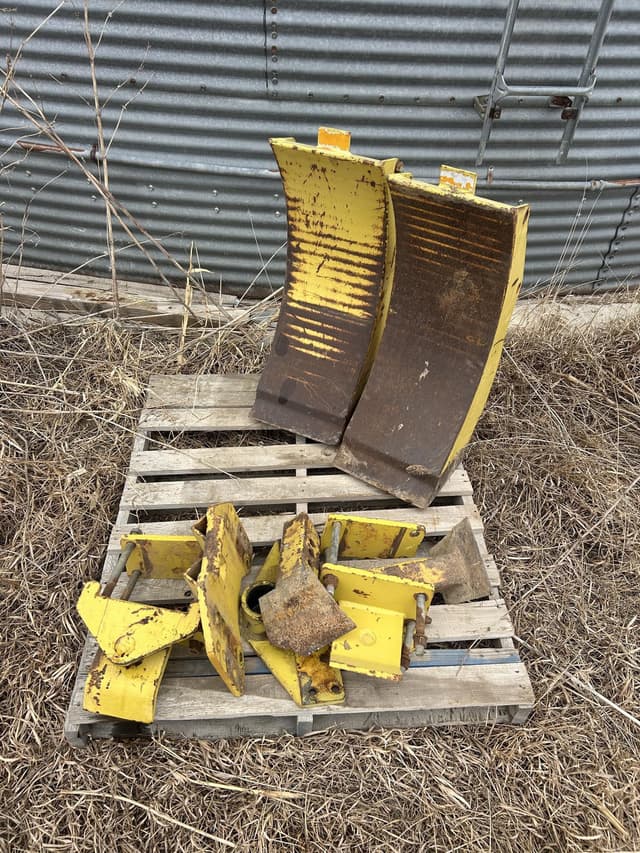 Image of Degelman 10-46/57 equipment image 3