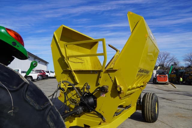 Image of Degelman Bale king 4100 equipment image 4