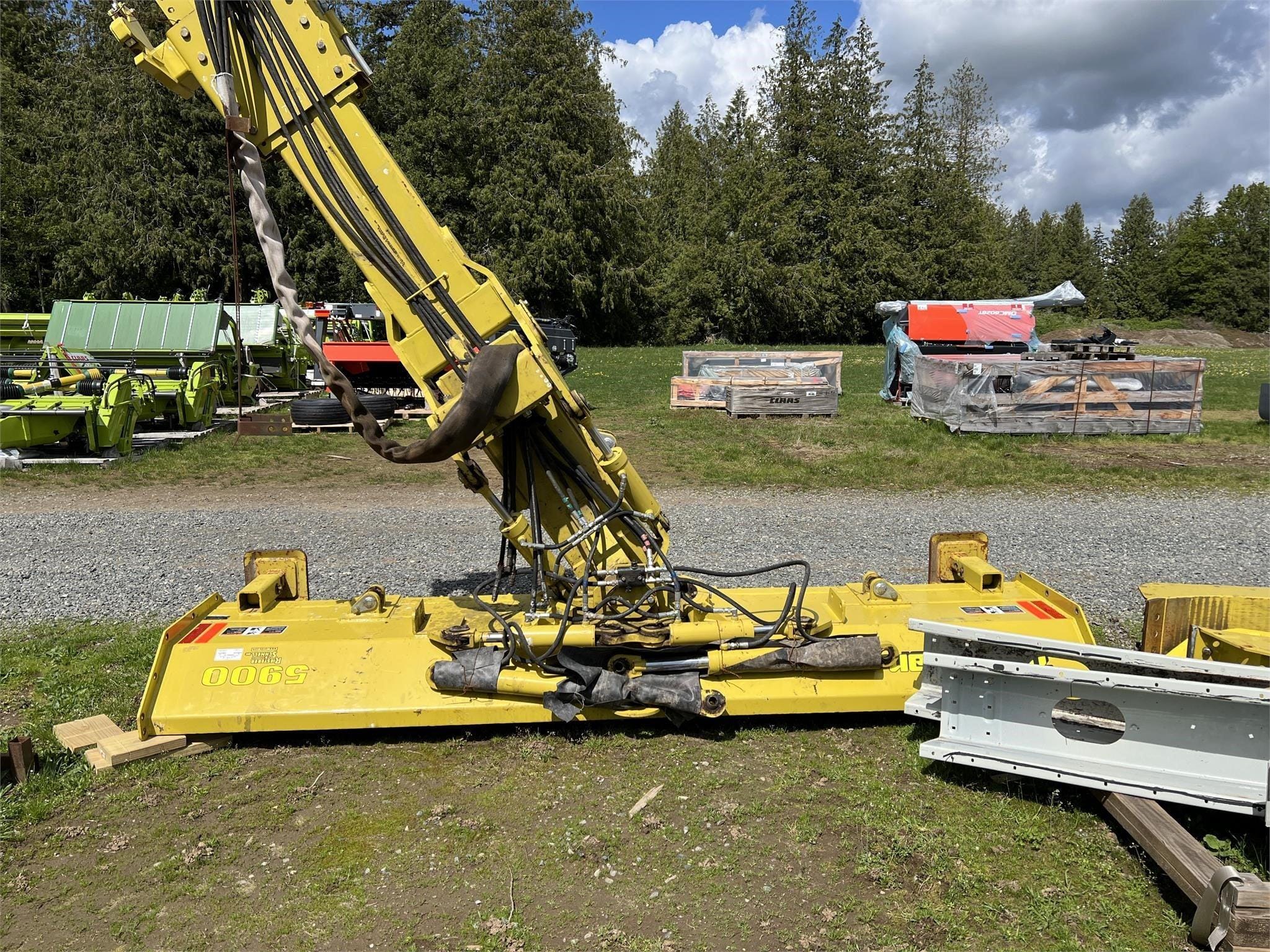 Degelman 5900 Equipment Image0