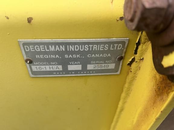 Image of Degelman 6900 equipment image 3