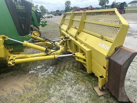 Image of Degelman 6900 equipment image 1