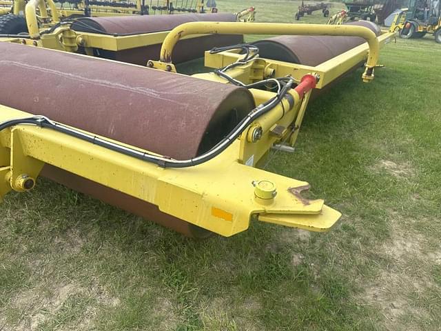Image of Degelman LR7645 equipment image 3